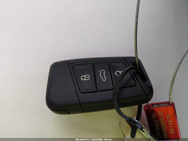 44519171 :رقم المزاد ، 3VV5C7B2XSM086603 vin ، 2025 Volkswagen Taos 1.5t S مزاد بيع