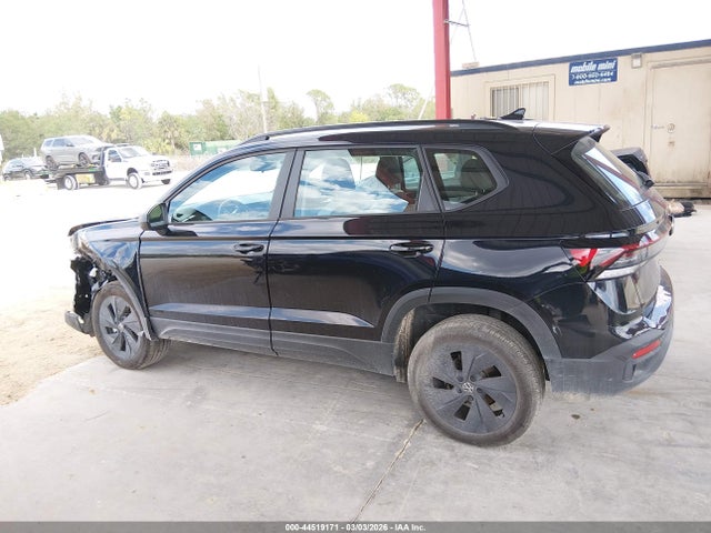 44519171 :رقم المزاد ، 3VV5C7B2XSM086603 vin ، 2025 Volkswagen Taos 1.5t S مزاد بيع
