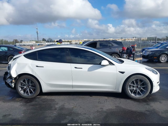 Продажа на аукционе авто 2021 Tesla Model 3 Long Range Dual Motor All-wheel Drive, vin: 5YJ3E1EB3MF915494, номер лота: 44519175