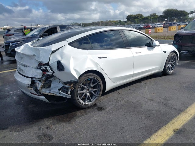 2021 TESLA MODEL 3 5YJ3E1EB3MF915494 Photo 3