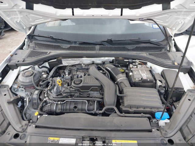 Продажа на аукционе авто 2023 Volkswagen Jetta 1.5t Sport, vin: 3VWBM7BU7PM030297, номер лота: 44519187