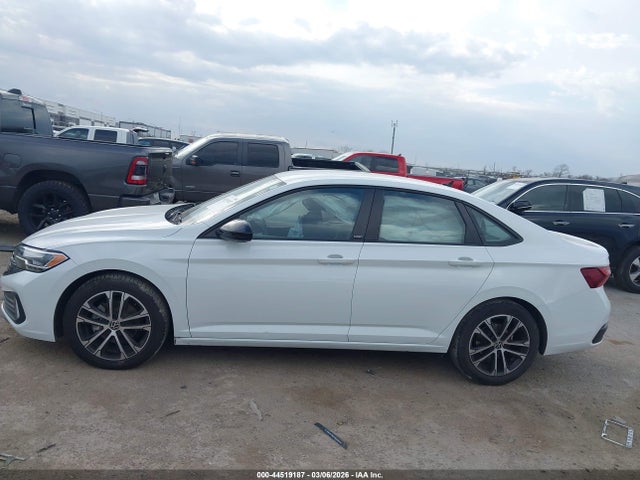 Продажа на аукционе авто 2023 Volkswagen Jetta 1.5t Sport, vin: 3VWBM7BU7PM030297, номер лота: 44519187