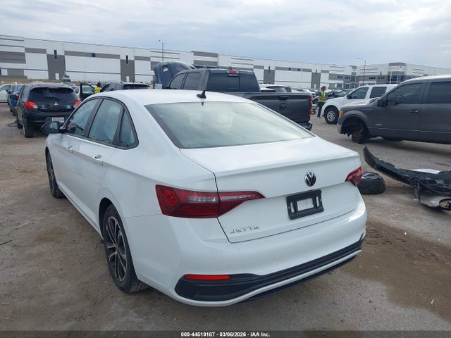 Продажа на аукционе авто 2023 Volkswagen Jetta 1.5t Sport, vin: 3VWBM7BU7PM030297, номер лота: 44519187