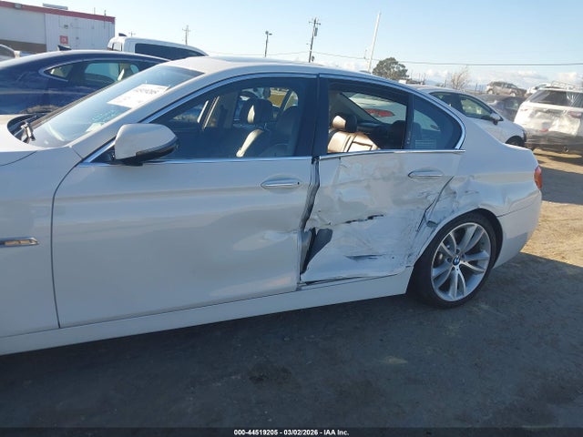 44519205 :رقم المزاد ، WBA5B1C53ED477581 vin ، 2014 Bmw 535i مزاد بيع