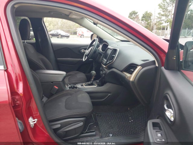 1C4PJMCBXGW345382 Jeep Cherokee Latitude