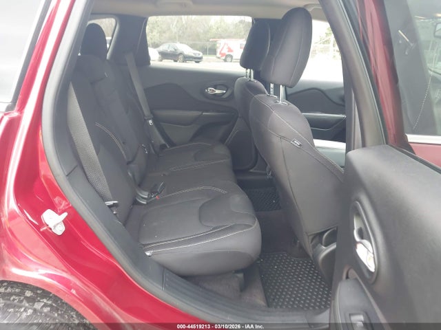 1C4PJMCBXGW345382 Jeep Cherokee Latitude