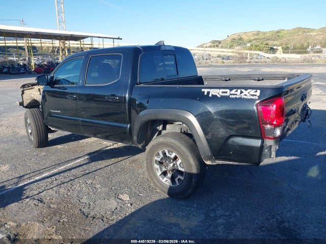 5TFCZ5AN0JX132677 Toyota Tacoma Trd Off Road