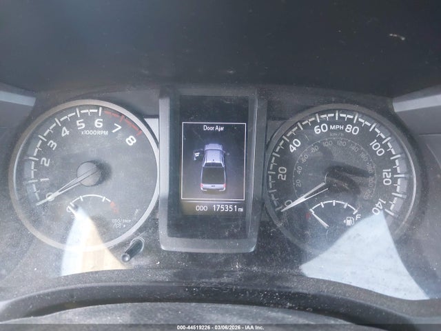 5TFCZ5AN0JX132677 Toyota Tacoma Trd Off Road