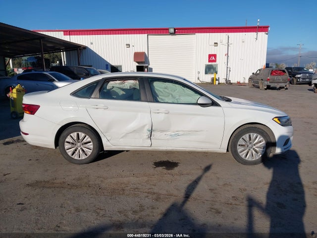 2019 Volkswagen Jetta 1.4t R-line/1.4t S/1.4t Se მანქანა იყიდება აუქციონზე, vin: 3VWC57BUXKM082078, აუქციონის ნომერი: 44519231