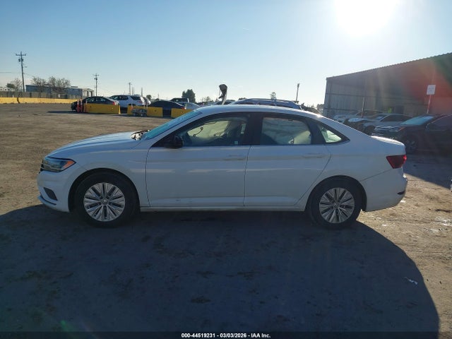 2019 Volkswagen Jetta 1.4t R-line/1.4t S/1.4t Se მანქანა იყიდება აუქციონზე, vin: 3VWC57BUXKM082078, აუქციონის ნომერი: 44519231
