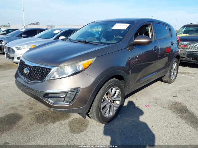 KIA Sportage Lx 2015 KNDPB3AC6F7719711 Image 2