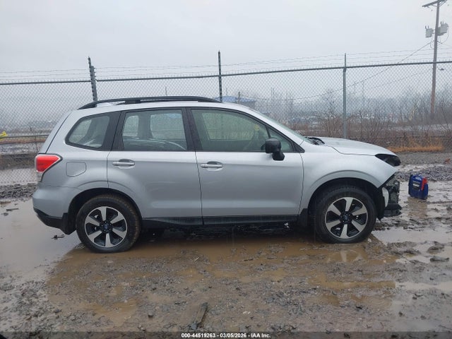 2017 Subaru Forester 2.5i მანქანა იყიდება აუქციონზე, vin: JF2SJABC8HH438072, აუქციონის ნომერი: 44519263