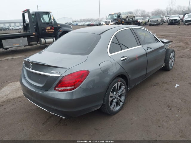 2018 MERCEDES-BENZ C 300 55SWF4KB6JU257180 Photo 3
