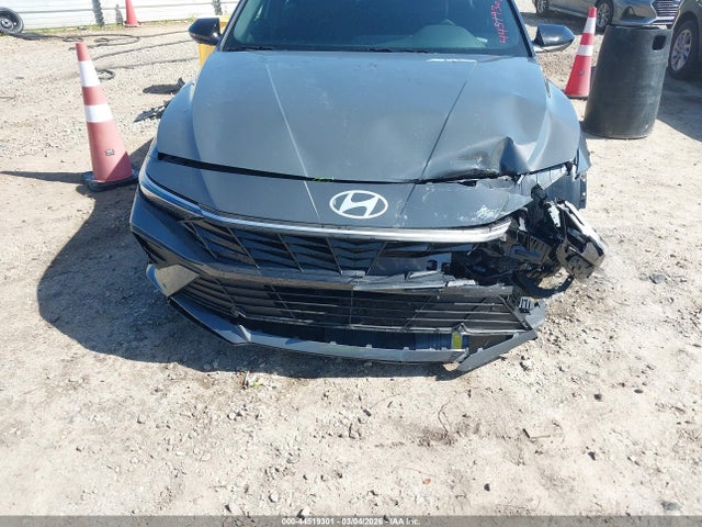Продажа на аукционе авто 2025 Hyundai Elantra Sel Sport, vin: KMHLM4DG2SU041074, номер лота: 44519301