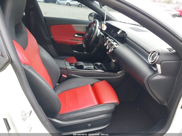 44519319 :رقم المزاد ، W1K5J4GB5NN274909 vin ، 2022 Mercedes-benz Cla 250 Coupe مزاد بيع