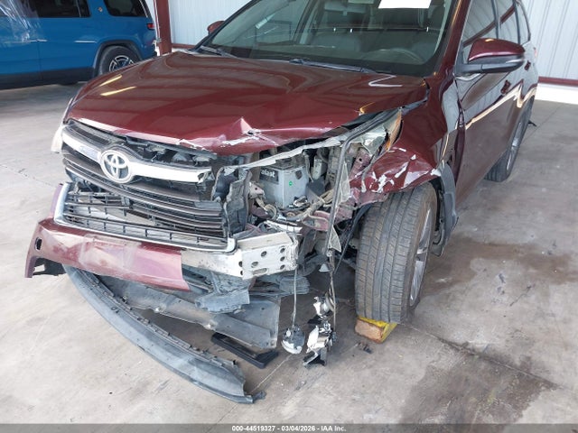 Toyota Highlander Le Plus V6 2015 5TDBKRFH4FS218260 Image 6
