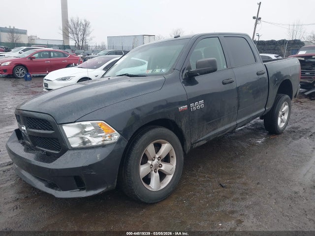 Продажа на аукционе авто 2015 Ram 1500 Express, vin: 3C6RR7KT7FG700543, номер лота: 44519339
