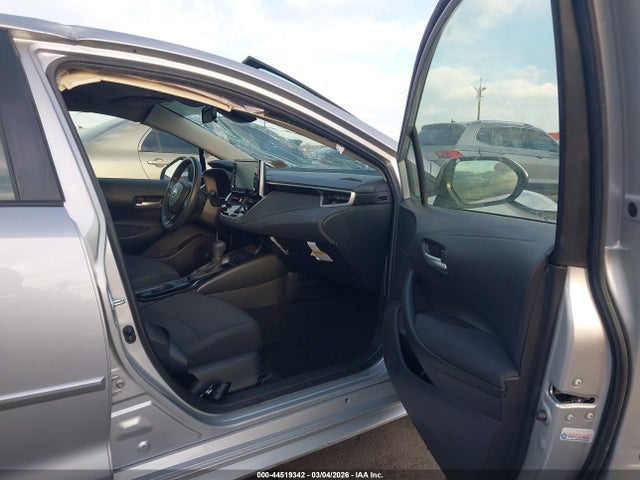 JTDEAMDE2MJ029404 Toyota Corolla Hybrid Le