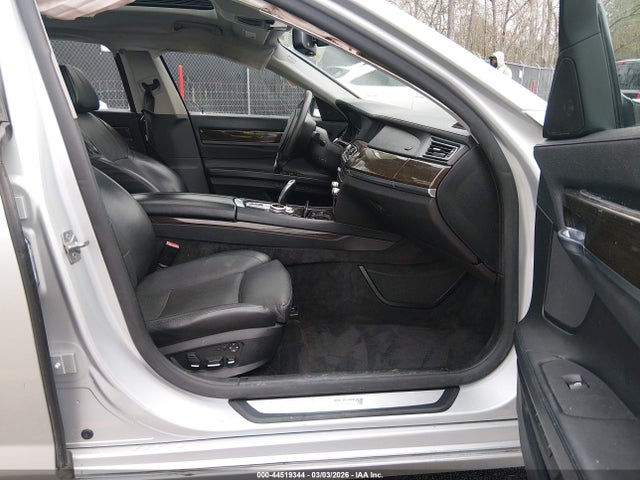 2011 BMW 750LI WBAKC8C5XBC431773 Photo 4