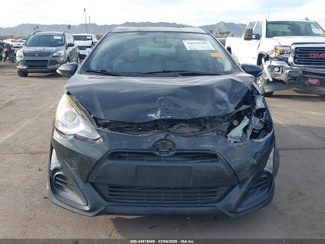 JTDKDTB37H1594940 Toyota Prius C One