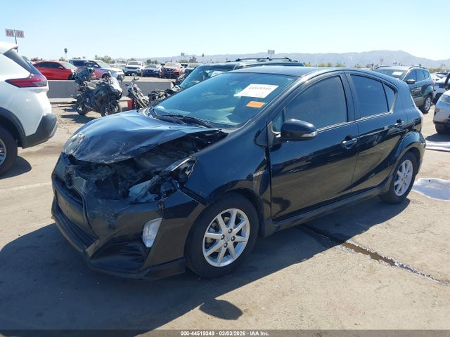 JTDKDTB37H1594940 Toyota Prius C One