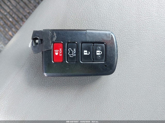 5TDJZRFH4KS945447 Toyota Highlander Xle