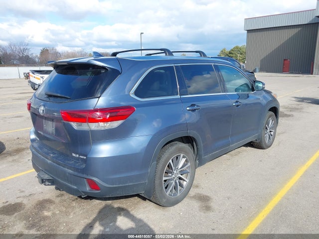 5TDJZRFH4KS945447 Toyota Highlander Xle