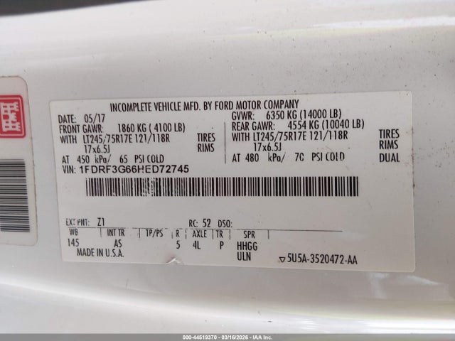 Ford F-350 Chassis Xl 2017 1FDRF3G66HED72745 Image 9