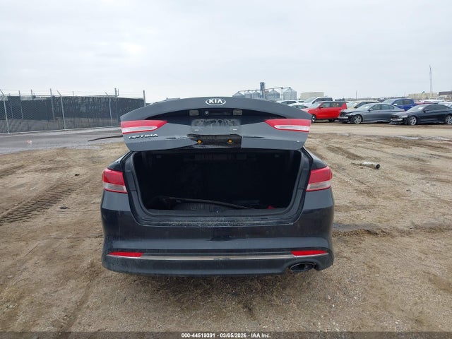 5XXGT4L3XJG274762 KIA Optima Lx