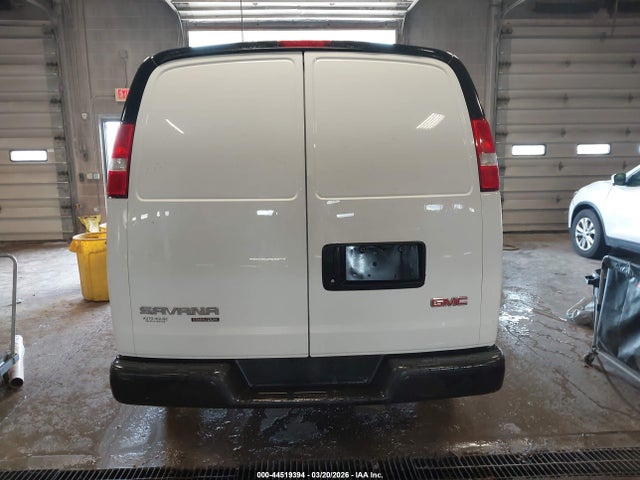 44519394 :رقم المزاد ، 1GTZ7GFG2G1218574 vin ، 2016 Gmc Savana 3500 Work Van مزاد بيع