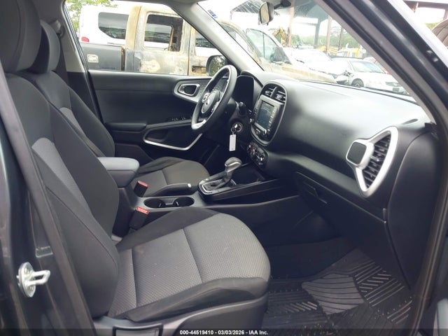 KNDJ23AU4L7717370 KIA SOUL LX