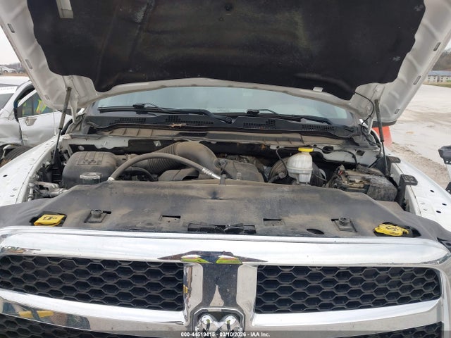 44519415 :رقم المزاد ، 1C6RR7TT2KS714299 vin ، 2019 Ram 1500 Classic Slt  4x4 6'4 Box مزاد بيع
