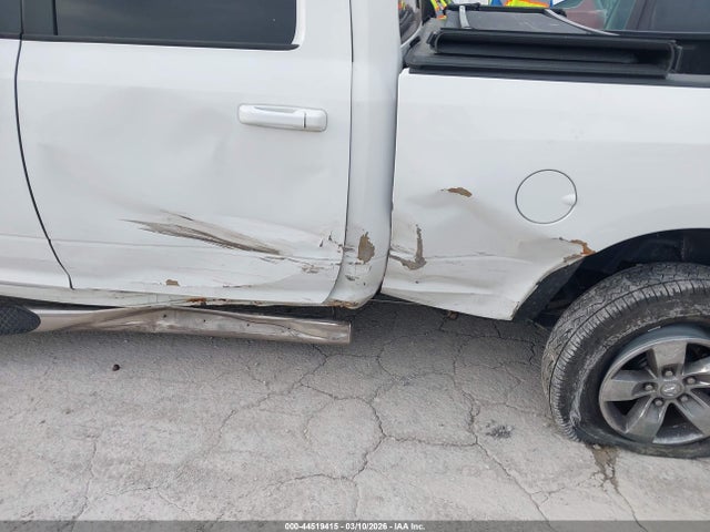 44519415 :رقم المزاد ، 1C6RR7TT2KS714299 vin ، 2019 Ram 1500 Classic Slt  4x4 6'4 Box مزاد بيع