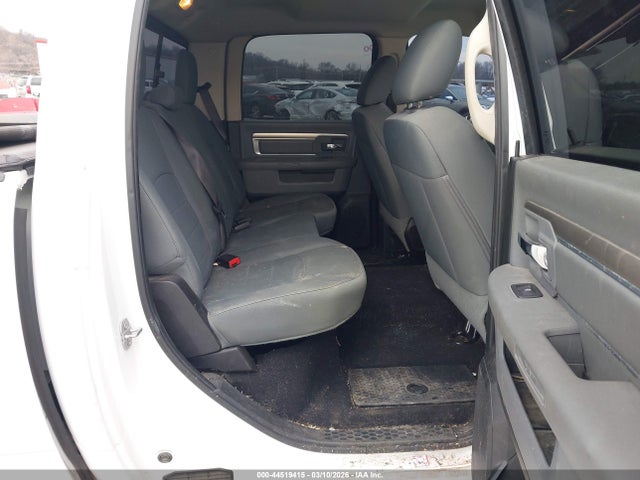 44519415 :رقم المزاد ، 1C6RR7TT2KS714299 vin ، 2019 Ram 1500 Classic Slt  4x4 6'4 Box مزاد بيع
