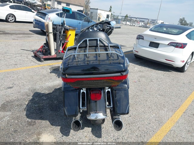 1HD1KED36HB626036 Harley-Davidson Flhtk Ultra Limited