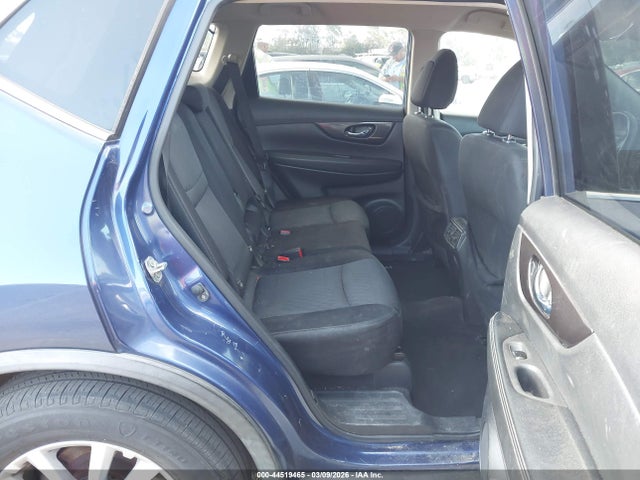 JN8AT2MV9JW313953 Nissan ROGUE SV