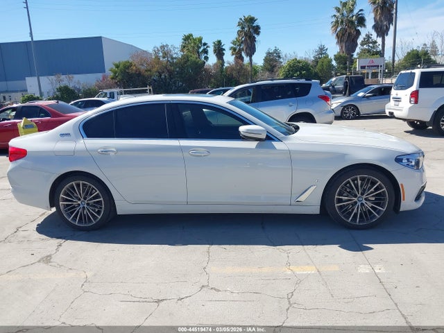 2018 Bmw 530e Iperformance მანქანა იყიდება აუქციონზე, vin: WBAJA9C56JB251301, აუქციონის ნომერი: 44519474