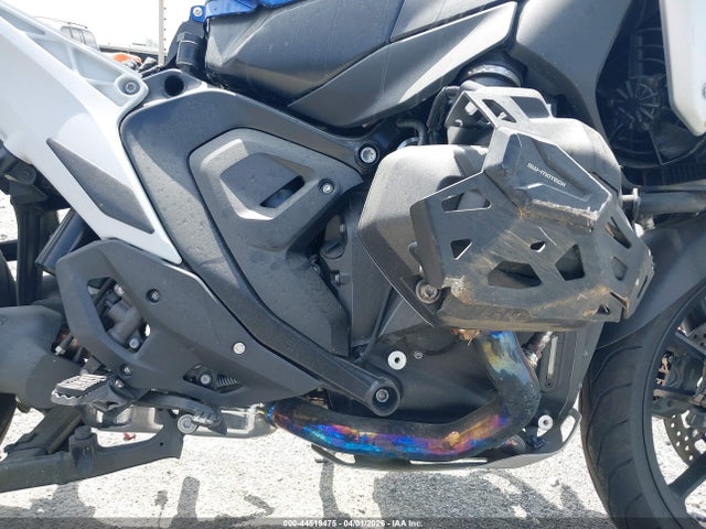 Продажа на аукционе авто 2025 Bmw R 1300 Gs, vin: WB10M2300S6L22405, номер лота: 44519475