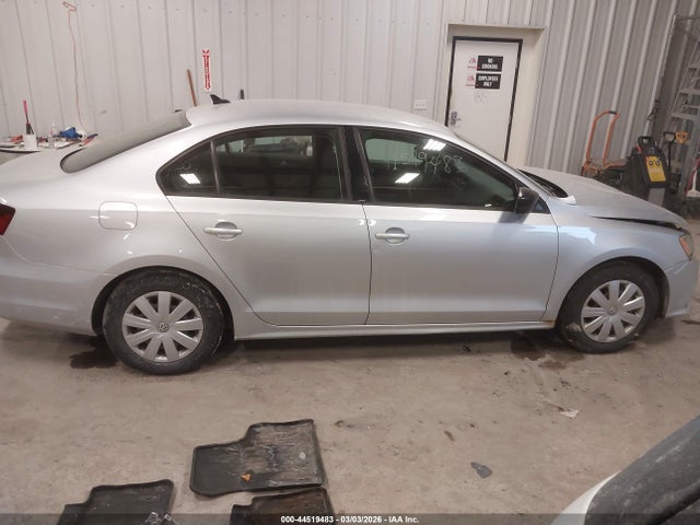 44519483 :رقم المزاد ، 3VW267AJ2GM346899 vin ، 2016 Volkswagen Jetta 1.4t S مزاد بيع
