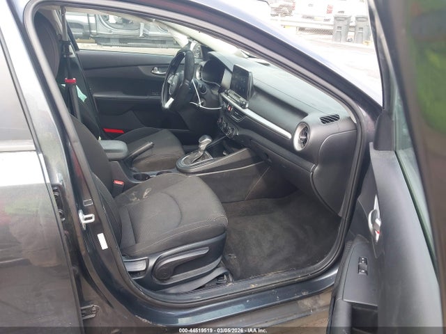 Продажа на аукционе авто 2021 Kia Forte Lxs, vin: 3KPF24AD7ME397524, номер лота: 44519519