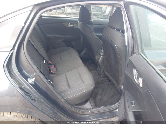 Продажа на аукционе авто 2021 Kia Forte Lxs, vin: 3KPF24AD7ME397524, номер лота: 44519519