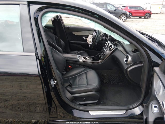 2019 Mercedes-benz C 300 მანქანა იყიდება აუქციონზე, vin: 55SWF8DB3KU308737, აუქციონის ნომერი: 44519529