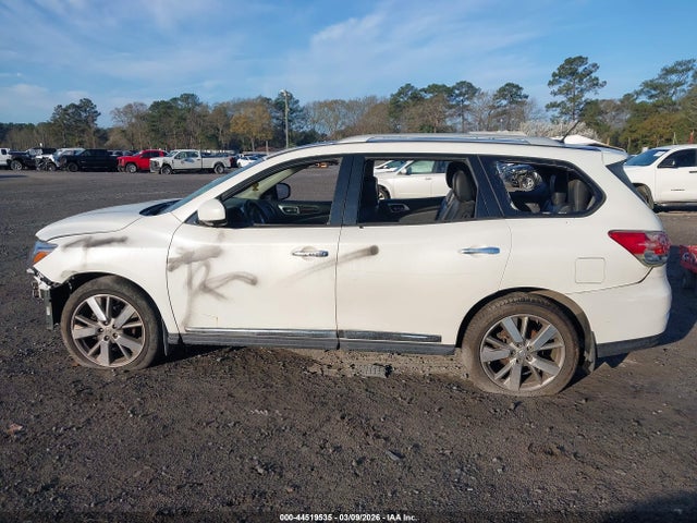 Aukcja sprzedaży 2016 Nissan Pathfinder Platinum, vin: 5N1AR2MN7GC611952, numer aukcji: 44519535