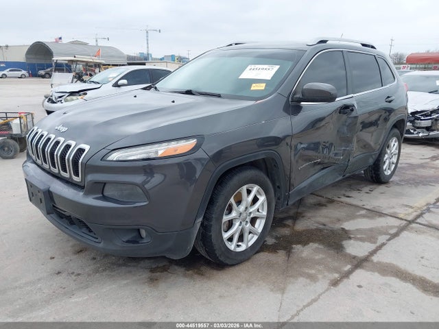 1C4PJLCS3FW601886 Jeep Cherokee Latitude