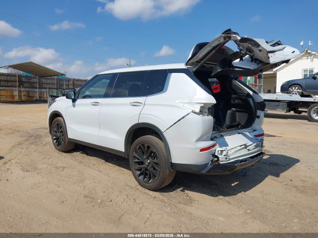 2024 MITSUBISHI OUTLANDER JA4J4VA84RZ059243 Photo 2