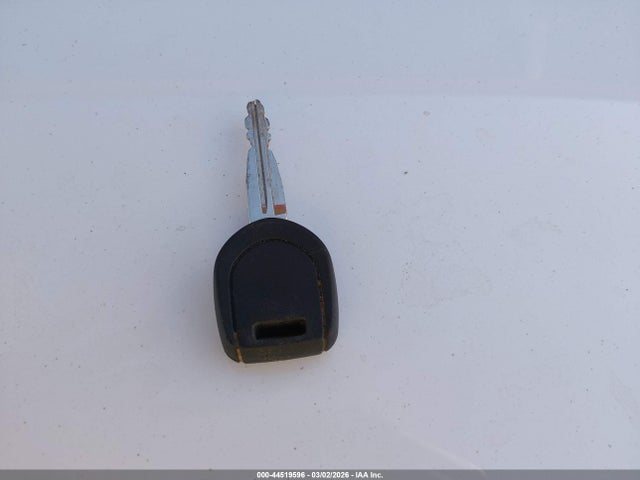 JA4AD2A33EZ001637 Mitsubishi Outlander Es
