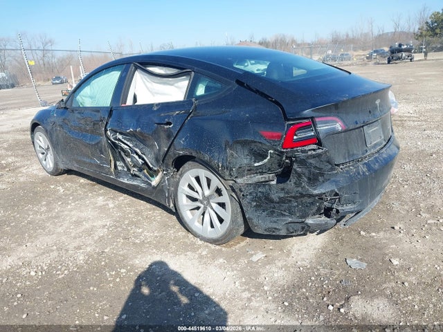 2022 TESLA MODEL 3 5YJ3E1EB0NF186954 Photo 2