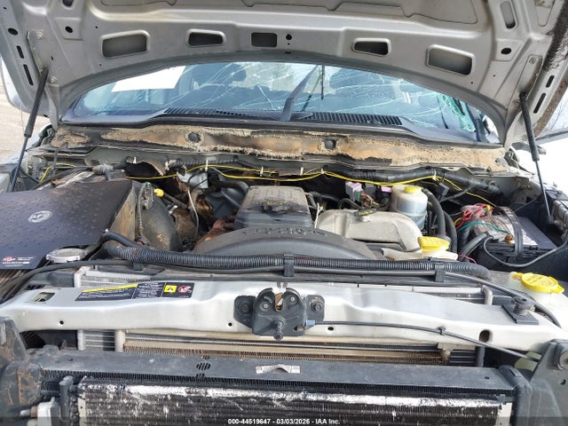 44519647 :رقم المزاد ، 3D7KU28C34G136136 vin ، 2004 Dodge Ram 2500 Slt/laramie مزاد بيع