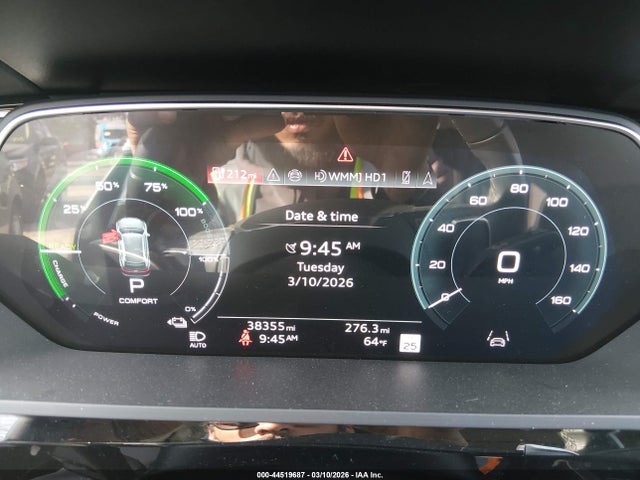 Продажа на аукционе авто 2024 Audi Q8 E-tron Premium Plus Quattro, vin: WA15AAGE6RB061388, номер лота: 44519687