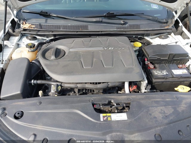 2015 Chrysler 200 S მანქანა იყიდება აუქციონზე, vin: 1C3CCCBG9FN638747, აუქციონის ნომერი: 44519741